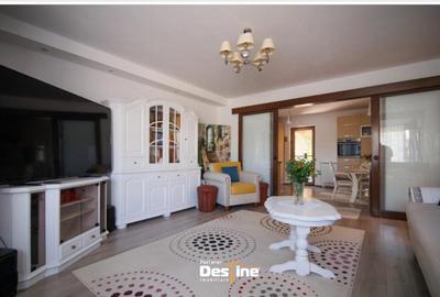 Casă cu 6 camere cu Canalizare în Miroslava