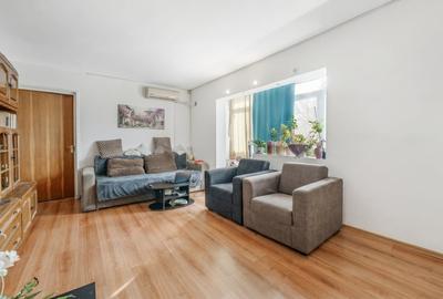 Apartament cu 3 camere semidecomandat, mobilat în Berceni - 2