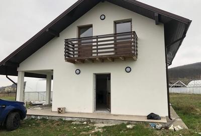 Judetul Valcea  com. Zatreni teren in suprafata 33 ha - 5