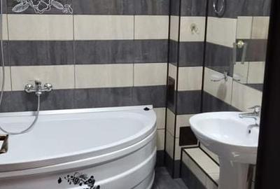 De Vanzare Apartament 3 camere in Vila Sebastian sect 5 - 13