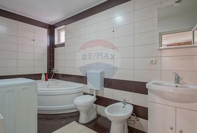 Proprietate ideala pentru investitie cu teren 825 mp str. Aurel Vlaicu - 40