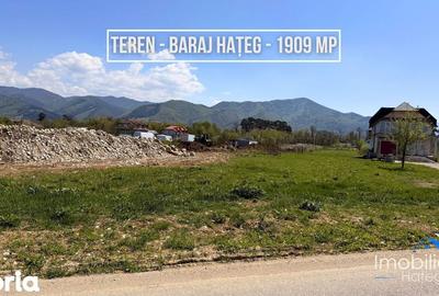 Teren de 1909 mp, în Central - 1