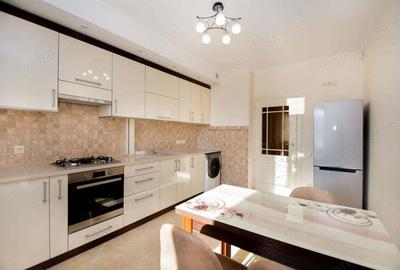 Propun spre inchiriere apartament cu trei camere in zona Crangasi - 4
