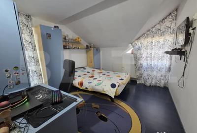Casă cu 7 camere cu Teren 389 Mp în Micro 3 - 6