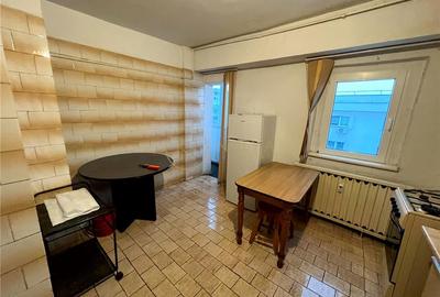 Apartament cu 3 camere decomandat în Aviației - 20