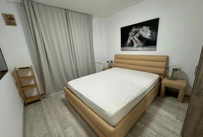 Apartament cu 2 camere semidecomandat, mobilat în Apărătorii Patriei