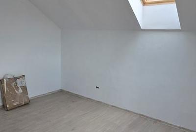 Casă cu 5 camere cu Teren 1000 Mp în Mihai Eminescu - 9