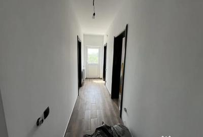 Casă cu 3 camere cu Teren 187 Mp în Brănești - 11