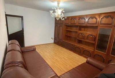 Apartament cu trei camere de vanzare Apartament cu trei camere de vanzare - 4