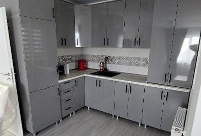 Apartament cu 2 camere decomandat în Berceni
