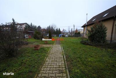 Casă cu 4 camere cu Teren 1133 Mp în Central - 1