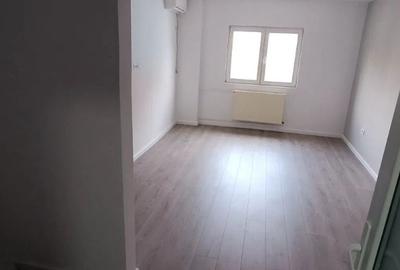 Spatii birouri de inchiriat - 350 m Metrou 1 Decembrie 1918 - 28