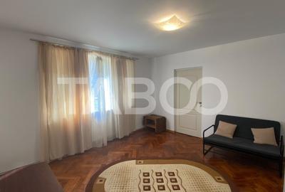 Apartament cu 3 camere semidecomandat, mobilat în Terezian
