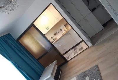Apartament cu 3 camere semidecomandat în Central - 3