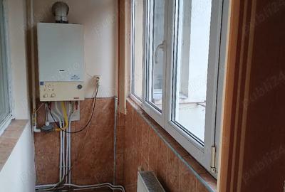 Vand ap 3 camere decomandat parter balcon anchis termpan pre? 70000 euro - 1