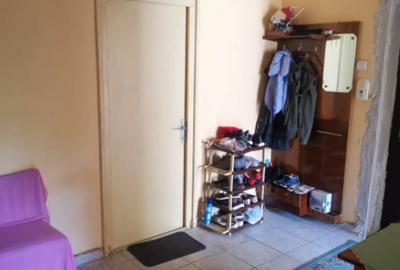 Apartament cu 3 camere decomandat în 1 Mai - 7