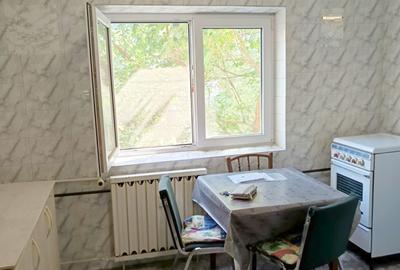 Vanzare - Garsoniera - Lacul Tei - Deleni - Bloc Mixt - 4