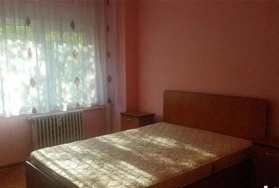 Apartament cu 3 camere decomandat în Dacia - 3