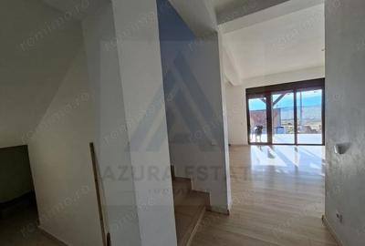 Casă cu 5 camere cu Teren 372 Mp în Daia