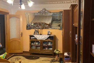 Apartament 3 camere zona Scolii 8 - 7