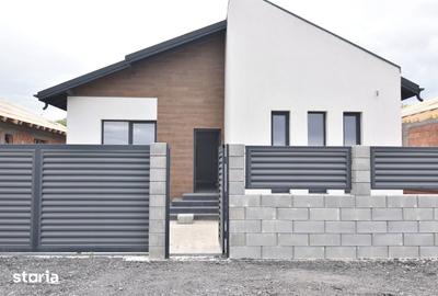 Casă cu 4 camere cu Teren 400 Mp în Domnești - 3