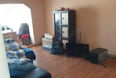 Apartament 3 camere, de vanzare - 2