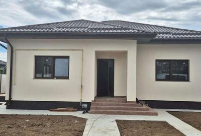 Casă cu 4 camere în Clinceni - 8