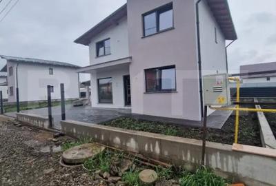 Casă cu 5 camere cu Teren 400 Mp în Central - 9