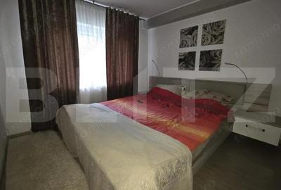 Apartament cu 3 camere, zona Stefan cel Mare; Parter inalt - 2
