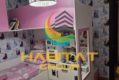 Apartament cu 3 camere semidecomandat în Central - 1