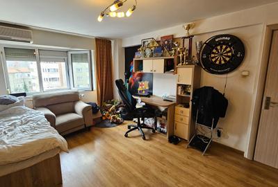 Apartament cu 3 camere decomandat în Centrul Civic - 7