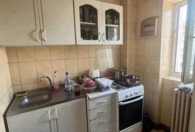 Apartament cu 1 camera, etajul 2/8, zona Pacurari - 3