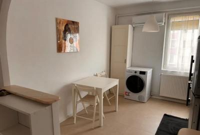 Apartament cu 2 camere decomandat în Astra - 10
