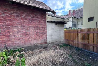 Casa 3 camere, 120 mp utili, curte individuala, zona Budai - 23