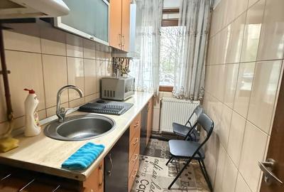 Apartament cu 3 camere semidecomandat în Craiovița Nouă - 4