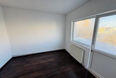 Apartament cu 3 camere decomandat în Lipovei - 2