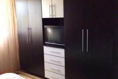 Apartament cu 3 camere decomandat în Central - 2