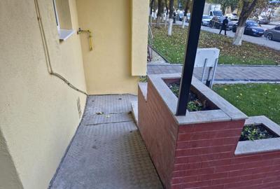 Spa?iu Comercial Modern 3 camere Primul Chiria? Dupa Reno - 2