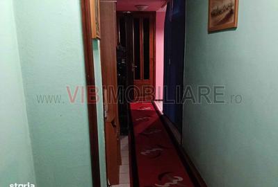Casă cu 6 camere cu Teren 722 Mp în Aradului - 2