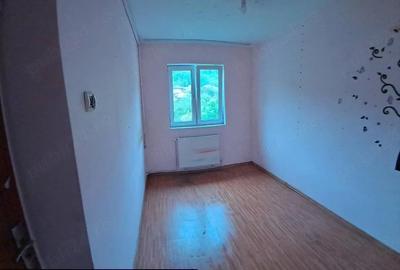 Apartament cu 3 camere decomandat în Central - 4