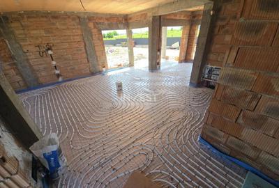 CARTIER PRIVAT, CASA 4 CAMERE, 2 BAI, MIROSLAVA , PLACA DE B - 14