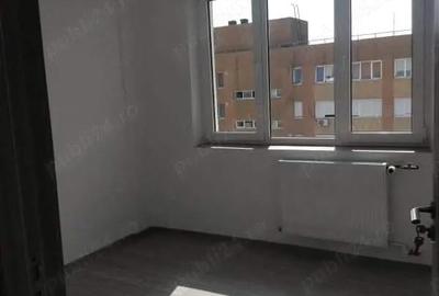 Apartament cu 4 camere decomandat în Drumul Taberei - 19