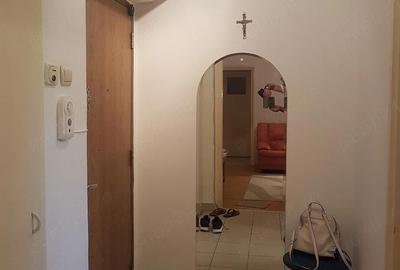 Apartament cu 2 camere semidecomandat, mobilat în Titan - 3