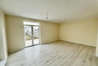 Comision 0%, 4 Camere, Front Stradal Generos - 2