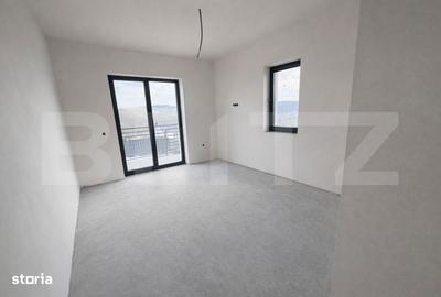 Casă cu 4 camere cu Teren 465 Mp în Apahida