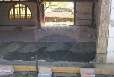 Proprietate in mijlocul naturii 8514 mp teren ?i ?ura tradi?ionala - 4