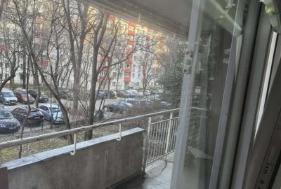 Apartament cu 2 camere semidecomandat în Berceni - 7