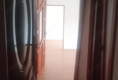 Apartament cu 2 camere decomandat în UTA - 2