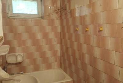 Apartament cu 3 camere decomandat în Exterior Vest - 2