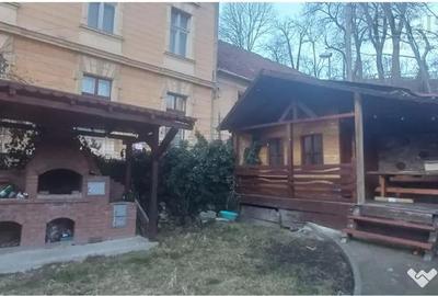 Casă cu 4 camere cu Teren 350 Mp în Brașovul Vechi - 1